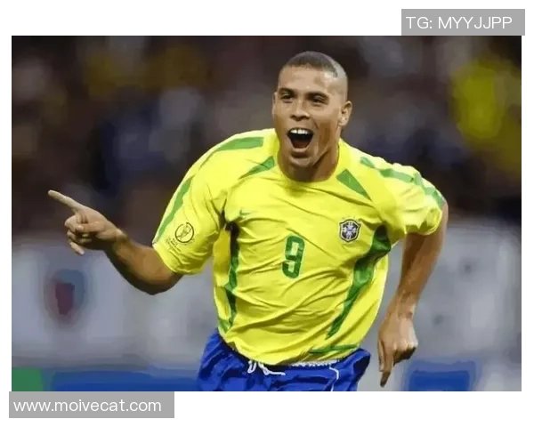 左边路足球巨星盘点与分析 球场上的闪耀之星与战术担当